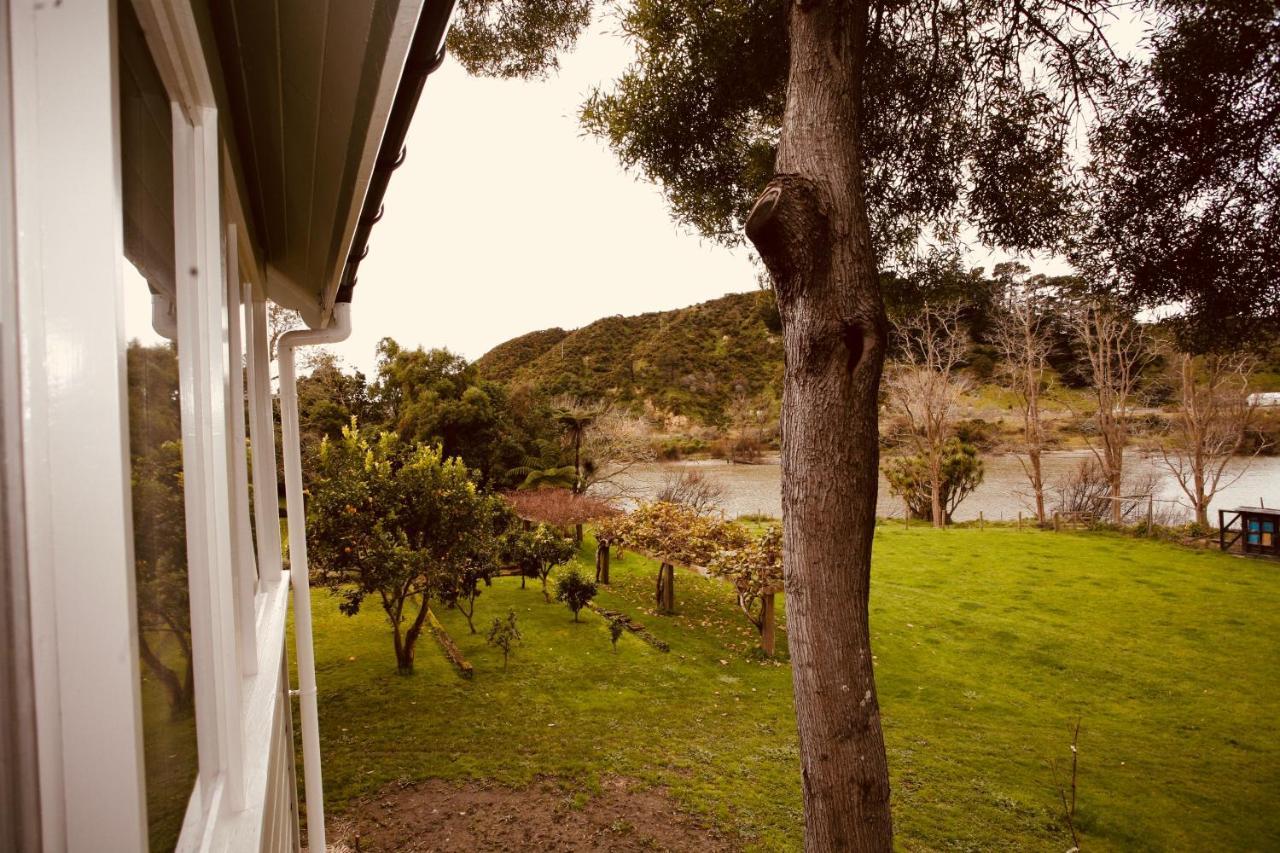 Hotel The Signal Box Whanganui Esterno foto